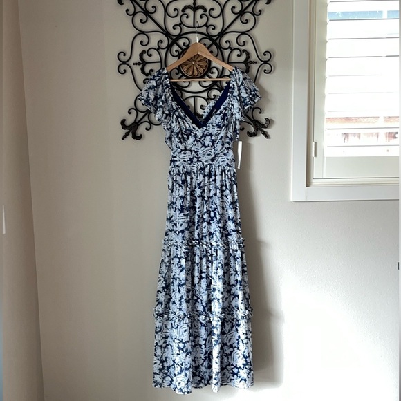 Aqua | Dresses | Aqua Flutter Sleeve Tiered Maxi Dress Nwt Size Medium |  Poshmark